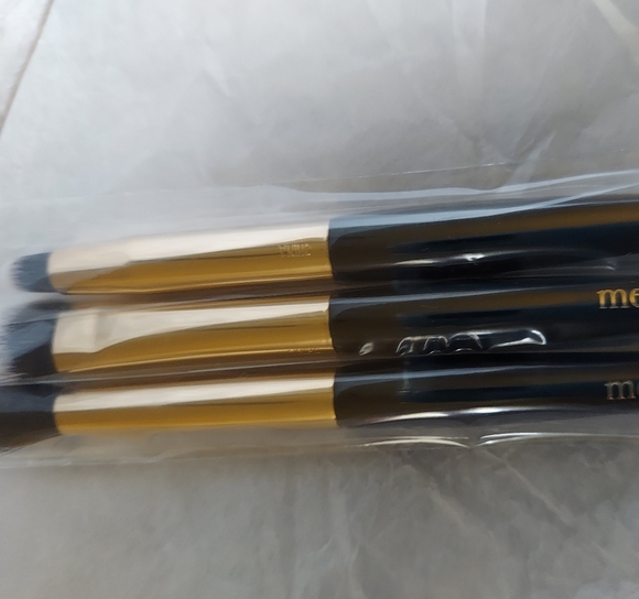Three Pack of Brushes - Picture 2 of 3